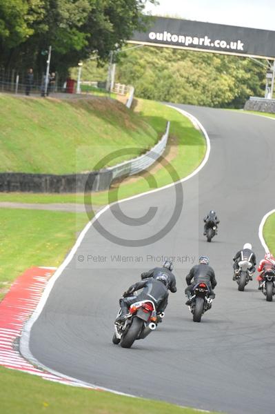 Motorcycle action photographs;Trackday digital images;event digital images;eventdigitalimages;no limits trackday;oulton park;oulton park circuit cheshire;oulton park photographs;peter wileman photography;trackday;trackday photos