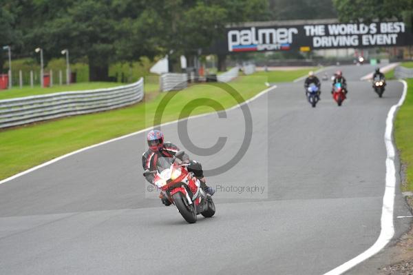 Motorcycle action photographs;Trackday digital images;event digital images;eventdigitalimages;no limits trackday;oulton park;oulton park circuit cheshire;oulton park photographs;peter wileman photography;trackday;trackday photos