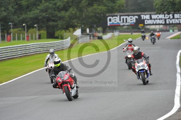 Motorcycle action photographs;Trackday digital images;event digital images;eventdigitalimages;no limits trackday;oulton park;oulton park circuit cheshire;oulton park photographs;peter wileman photography;trackday;trackday photos