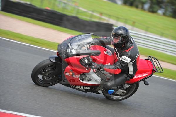 Motorcycle action photographs;Trackday digital images;event digital images;eventdigitalimages;no limits trackday;oulton park;oulton park circuit cheshire;oulton park photographs;peter wileman photography;trackday;trackday photos