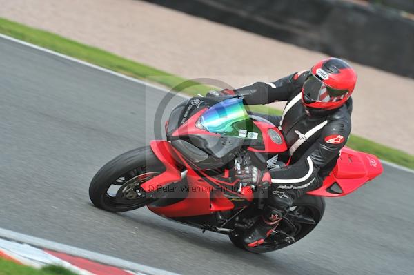 Motorcycle action photographs;Trackday digital images;event digital images;eventdigitalimages;no limits trackday;oulton park;oulton park circuit cheshire;oulton park photographs;peter wileman photography;trackday;trackday photos