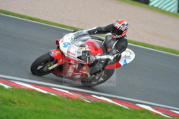 Motorcycle action photographs;Trackday digital images;event digital images;eventdigitalimages;no limits trackday;oulton park;oulton park circuit cheshire;oulton park photographs;peter wileman photography;trackday;trackday photos