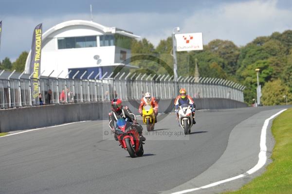 Motorcycle action photographs;Trackday digital images;event digital images;eventdigitalimages;no limits trackday;oulton park;oulton park circuit cheshire;oulton park photographs;peter wileman photography;trackday;trackday photos