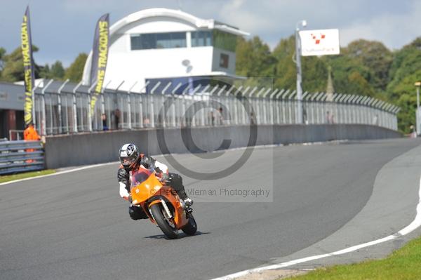 Motorcycle action photographs;Trackday digital images;event digital images;eventdigitalimages;no limits trackday;oulton park;oulton park circuit cheshire;oulton park photographs;peter wileman photography;trackday;trackday photos