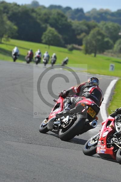 Motorcycle action photographs;Trackday digital images;event digital images;eventdigitalimages;no limits trackday;oulton park;oulton park circuit cheshire;oulton park photographs;peter wileman photography;trackday;trackday photos