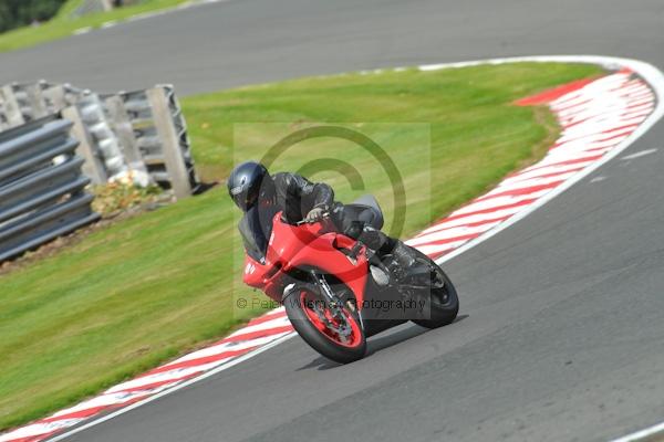 Motorcycle action photographs;Trackday digital images;event digital images;eventdigitalimages;no limits trackday;oulton park;oulton park circuit cheshire;oulton park photographs;peter wileman photography;trackday;trackday photos