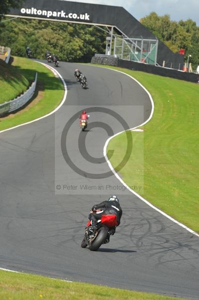 Motorcycle action photographs;Trackday digital images;event digital images;eventdigitalimages;no limits trackday;oulton park;oulton park circuit cheshire;oulton park photographs;peter wileman photography;trackday;trackday photos