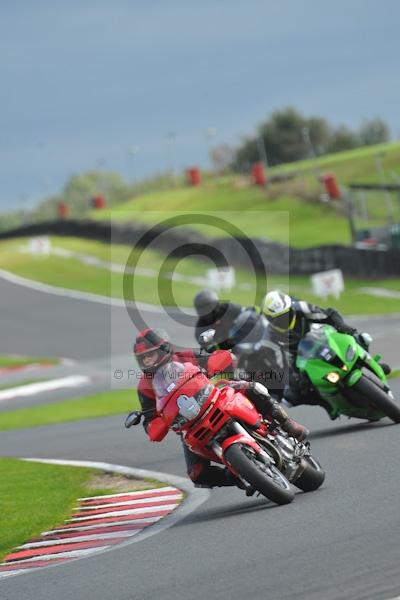 Motorcycle action photographs;Trackday digital images;event digital images;eventdigitalimages;no limits trackday;oulton park;oulton park circuit cheshire;oulton park photographs;peter wileman photography;trackday;trackday photos