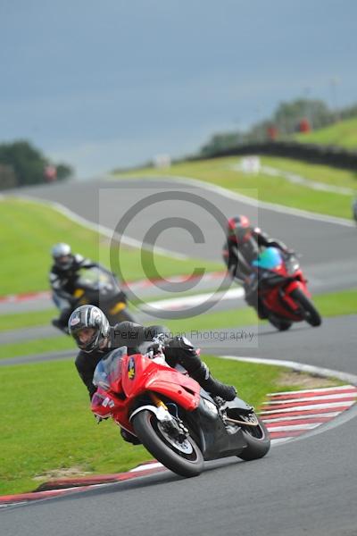 Motorcycle action photographs;Trackday digital images;event digital images;eventdigitalimages;no limits trackday;oulton park;oulton park circuit cheshire;oulton park photographs;peter wileman photography;trackday;trackday photos