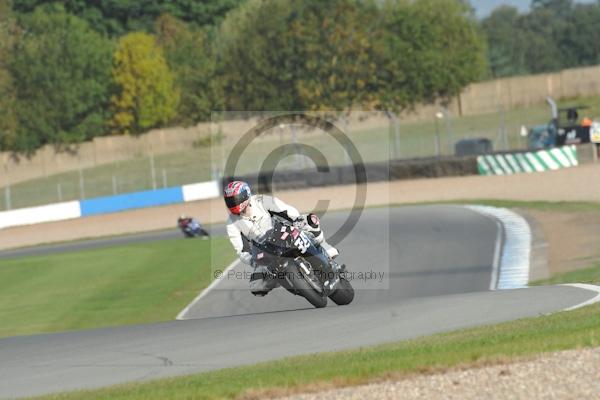 Motorcycle action photographs;Trackday digital images;donington;donington park leicestershire;donington photographs;event digital images;eventdigitalimages;no limits trackday;peter wileman photography;trackday;trackday photos