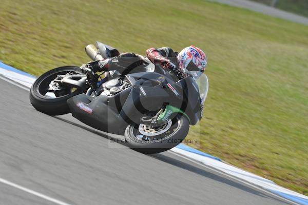 Motorcycle action photographs;Trackday digital images;donington;donington park leicestershire;donington photographs;event digital images;eventdigitalimages;no limits trackday;peter wileman photography;trackday;trackday photos