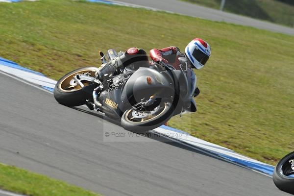 Motorcycle action photographs;Trackday digital images;donington;donington park leicestershire;donington photographs;event digital images;eventdigitalimages;no limits trackday;peter wileman photography;trackday;trackday photos