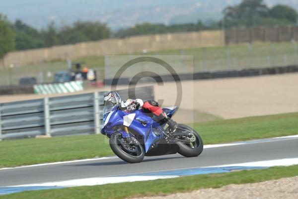 Motorcycle action photographs;Trackday digital images;donington;donington park leicestershire;donington photographs;event digital images;eventdigitalimages;no limits trackday;peter wileman photography;trackday;trackday photos