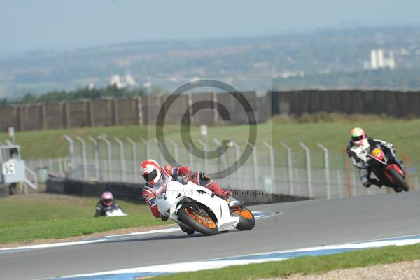 Motorcycle action photographs;Trackday digital images;donington;donington park leicestershire;donington photographs;event digital images;eventdigitalimages;no limits trackday;peter wileman photography;trackday;trackday photos