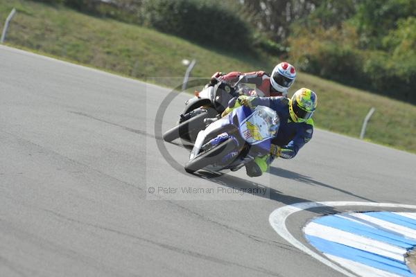 Motorcycle action photographs;Trackday digital images;donington;donington park leicestershire;donington photographs;event digital images;eventdigitalimages;no limits trackday;peter wileman photography;trackday;trackday photos