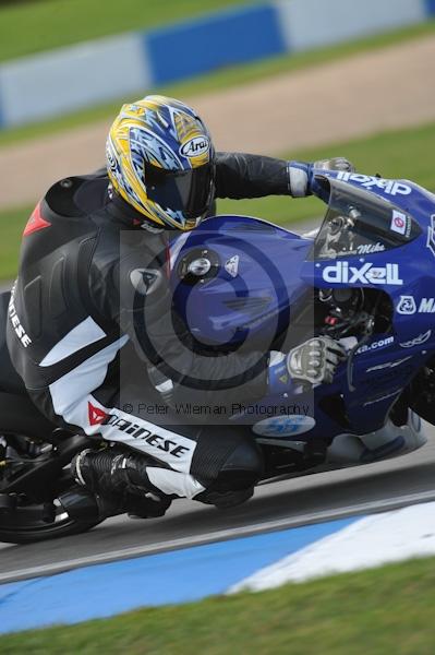 Motorcycle action photographs;Trackday digital images;donington;donington park leicestershire;donington photographs;event digital images;eventdigitalimages;no limits trackday;peter wileman photography;trackday;trackday photos