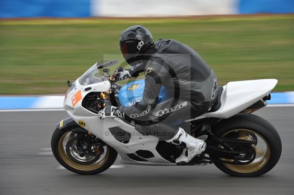 Motorcycle action photographs;Trackday digital images;donington;donington park leicestershire;donington photographs;event digital images;eventdigitalimages;no limits trackday;peter wileman photography;trackday;trackday photos