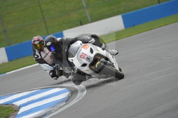 Motorcycle action photographs;Trackday digital images;donington;donington park leicestershire;donington photographs;event digital images;eventdigitalimages;no limits trackday;peter wileman photography;trackday;trackday photos