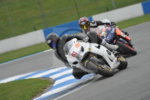 Motorcycle action photographs;Trackday digital images;donington;donington park leicestershire;donington photographs;event digital images;eventdigitalimages;no limits trackday;peter wileman photography;trackday;trackday photos