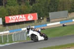 Motorcycle-action-photographs;Trackday-digital-images;donington;donington-park-leicestershire;donington-photographs;event-digital-images;eventdigitalimages;no-limits-trackday;peter-wileman-photography;trackday;trackday-photos