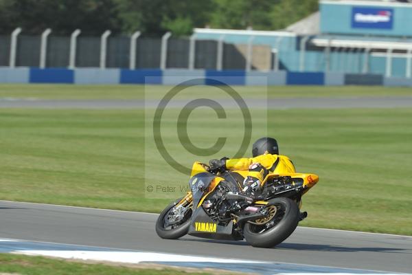 Motorcycle action photographs;Trackday digital images;donington;donington park leicestershire;donington photographs;event digital images;eventdigitalimages;no limits trackday;peter wileman photography;trackday;trackday photos