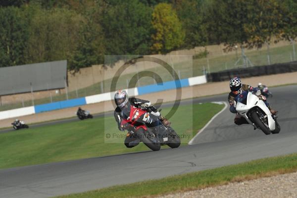 Motorcycle action photographs;Trackday digital images;donington;donington park leicestershire;donington photographs;event digital images;eventdigitalimages;no limits trackday;peter wileman photography;trackday;trackday photos