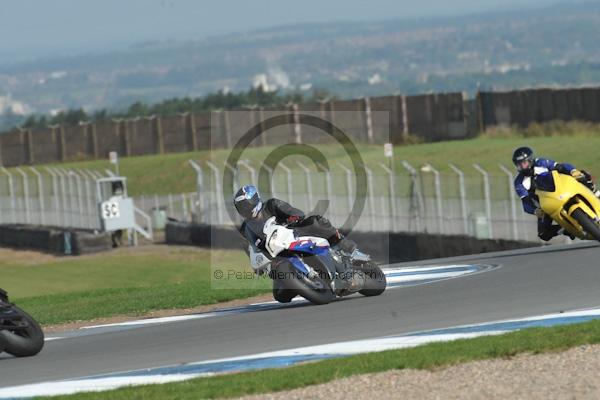 Motorcycle action photographs;Trackday digital images;donington;donington park leicestershire;donington photographs;event digital images;eventdigitalimages;no limits trackday;peter wileman photography;trackday;trackday photos