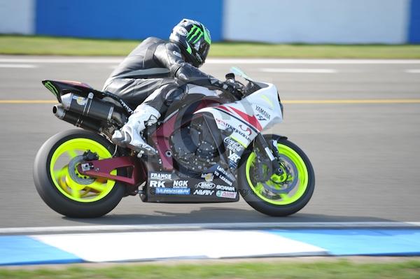 Motorcycle action photographs;Trackday digital images;donington;donington park leicestershire;donington photographs;event digital images;eventdigitalimages;no limits trackday;peter wileman photography;trackday;trackday photos