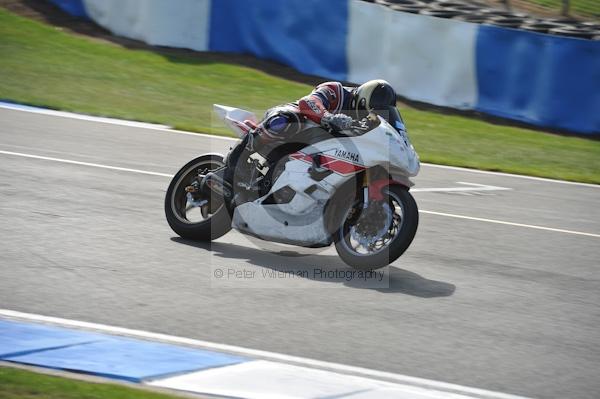 Motorcycle action photographs;Trackday digital images;donington;donington park leicestershire;donington photographs;event digital images;eventdigitalimages;no limits trackday;peter wileman photography;trackday;trackday photos