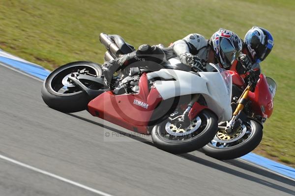 Motorcycle action photographs;Trackday digital images;donington;donington park leicestershire;donington photographs;event digital images;eventdigitalimages;no limits trackday;peter wileman photography;trackday;trackday photos