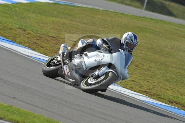 Motorcycle action photographs;Trackday digital images;donington;donington park leicestershire;donington photographs;event digital images;eventdigitalimages;no limits trackday;peter wileman photography;trackday;trackday photos