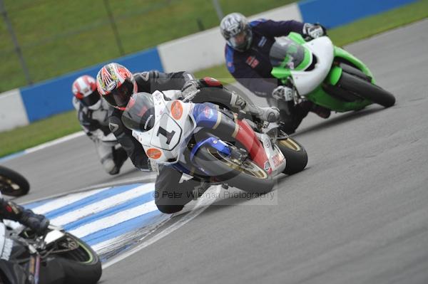 Motorcycle action photographs;Trackday digital images;donington;donington park leicestershire;donington photographs;event digital images;eventdigitalimages;no limits trackday;peter wileman photography;trackday;trackday photos