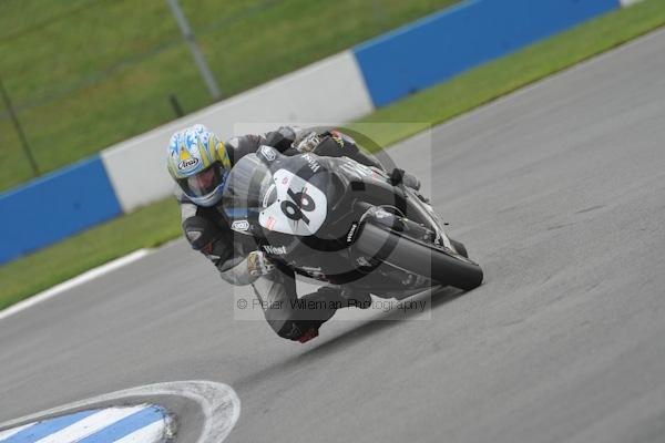 Motorcycle action photographs;Trackday digital images;donington;donington park leicestershire;donington photographs;event digital images;eventdigitalimages;no limits trackday;peter wileman photography;trackday;trackday photos