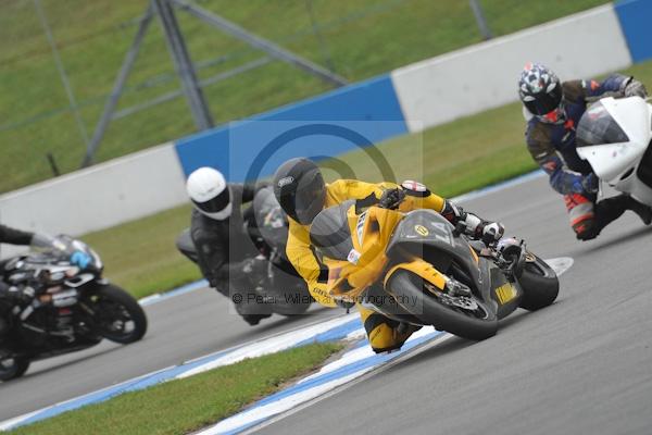 Motorcycle action photographs;Trackday digital images;donington;donington park leicestershire;donington photographs;event digital images;eventdigitalimages;no limits trackday;peter wileman photography;trackday;trackday photos