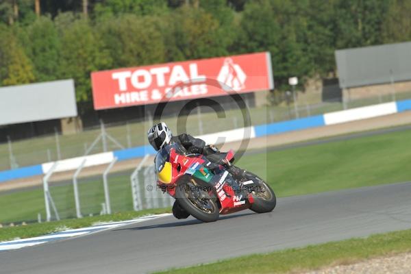 Motorcycle action photographs;Trackday digital images;donington;donington park leicestershire;donington photographs;event digital images;eventdigitalimages;no limits trackday;peter wileman photography;trackday;trackday photos