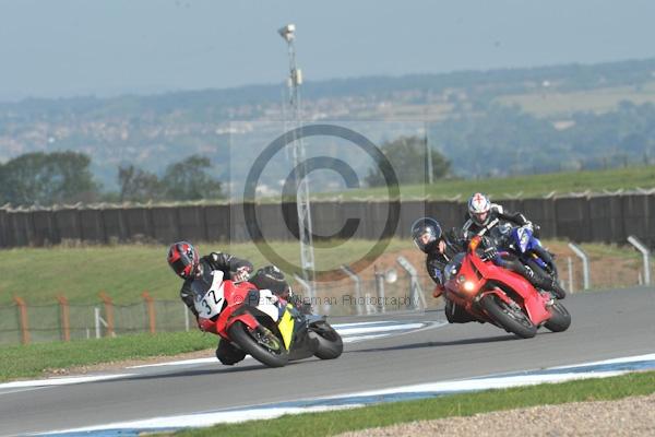 Motorcycle action photographs;Trackday digital images;donington;donington park leicestershire;donington photographs;event digital images;eventdigitalimages;no limits trackday;peter wileman photography;trackday;trackday photos