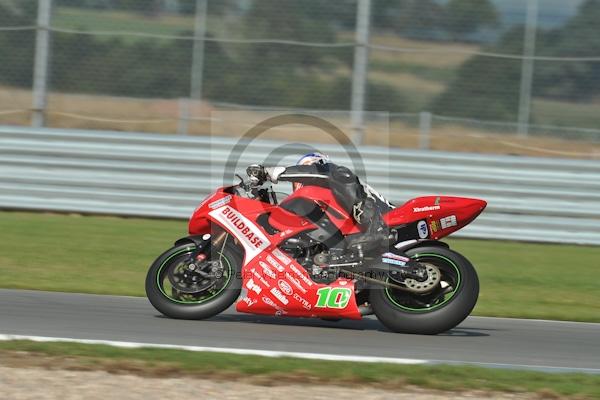 Motorcycle action photographs;Trackday digital images;donington;donington park leicestershire;donington photographs;event digital images;eventdigitalimages;no limits trackday;peter wileman photography;trackday;trackday photos