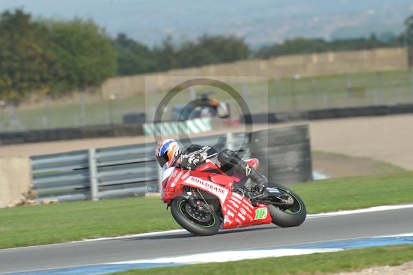 Motorcycle action photographs;Trackday digital images;donington;donington park leicestershire;donington photographs;event digital images;eventdigitalimages;no limits trackday;peter wileman photography;trackday;trackday photos