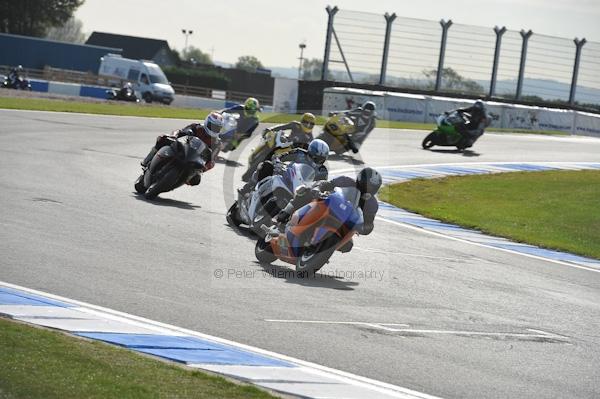 Motorcycle action photographs;Trackday digital images;donington;donington park leicestershire;donington photographs;event digital images;eventdigitalimages;no limits trackday;peter wileman photography;trackday;trackday photos