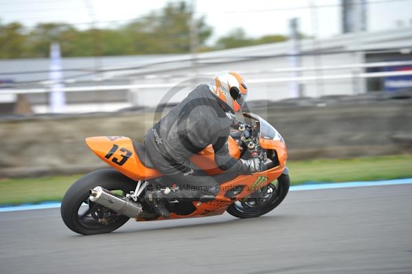 Motorcycle action photographs;Trackday digital images;donington;donington park leicestershire;donington photographs;event digital images;eventdigitalimages;no limits trackday;peter wileman photography;trackday;trackday photos