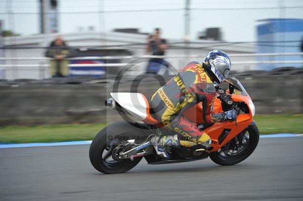 Motorcycle action photographs;Trackday digital images;donington;donington park leicestershire;donington photographs;event digital images;eventdigitalimages;no limits trackday;peter wileman photography;trackday;trackday photos