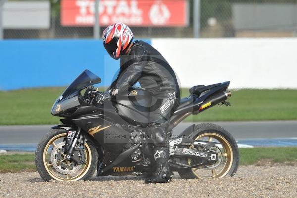 Motorcycle action photographs;Trackday digital images;donington;donington park leicestershire;donington photographs;event digital images;eventdigitalimages;no limits trackday;peter wileman photography;trackday;trackday photos