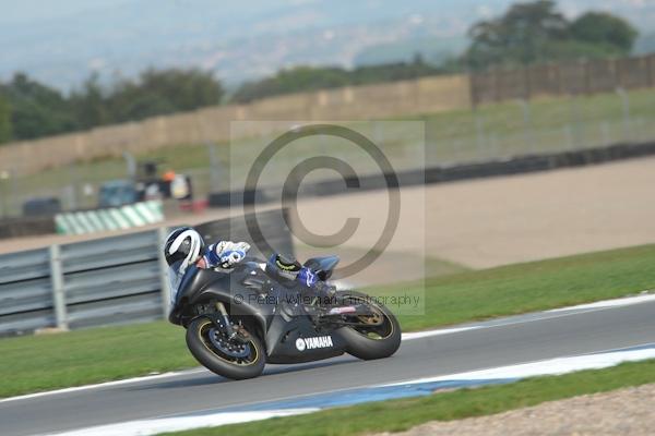 Motorcycle action photographs;Trackday digital images;donington;donington park leicestershire;donington photographs;event digital images;eventdigitalimages;no limits trackday;peter wileman photography;trackday;trackday photos