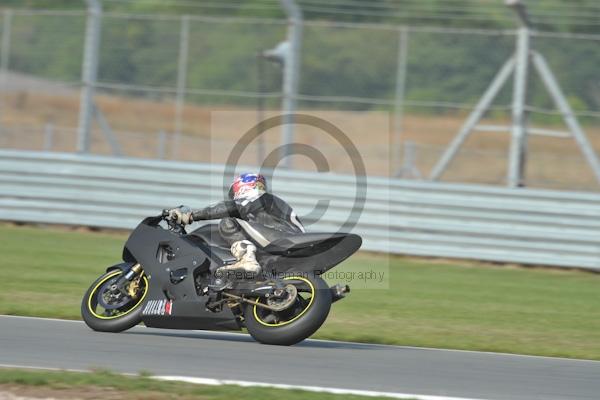 Motorcycle action photographs;Trackday digital images;donington;donington park leicestershire;donington photographs;event digital images;eventdigitalimages;no limits trackday;peter wileman photography;trackday;trackday photos