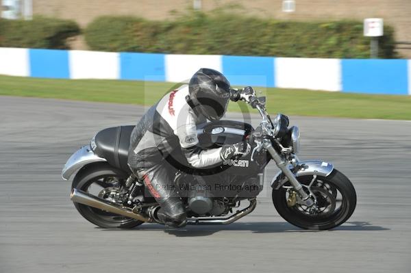 Motorcycle action photographs;Trackday digital images;donington;donington park leicestershire;donington photographs;event digital images;eventdigitalimages;no limits trackday;peter wileman photography;trackday;trackday photos