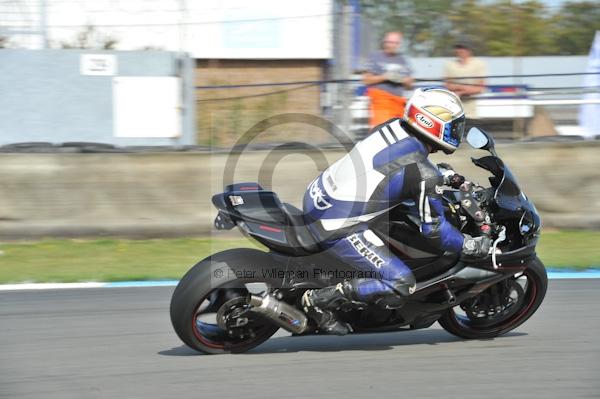 Motorcycle action photographs;Trackday digital images;donington;donington park leicestershire;donington photographs;event digital images;eventdigitalimages;no limits trackday;peter wileman photography;trackday;trackday photos