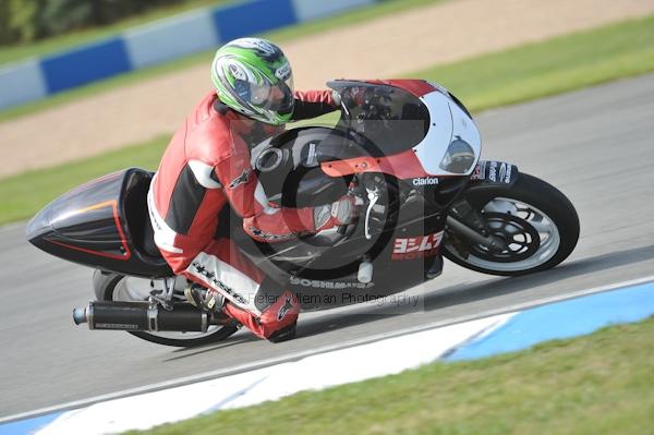 Motorcycle action photographs;Trackday digital images;donington;donington park leicestershire;donington photographs;event digital images;eventdigitalimages;no limits trackday;peter wileman photography;trackday;trackday photos