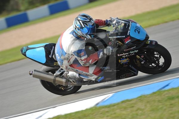 Motorcycle action photographs;Trackday digital images;donington;donington park leicestershire;donington photographs;event digital images;eventdigitalimages;no limits trackday;peter wileman photography;trackday;trackday photos