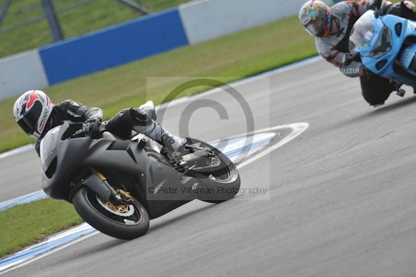 Motorcycle action photographs;Trackday digital images;donington;donington park leicestershire;donington photographs;event digital images;eventdigitalimages;no limits trackday;peter wileman photography;trackday;trackday photos