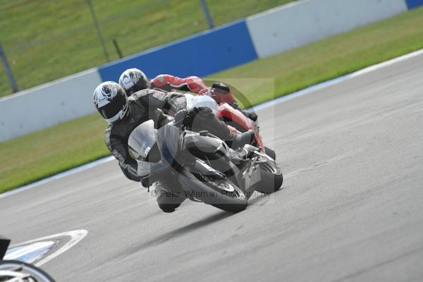 Motorcycle action photographs;Trackday digital images;donington;donington park leicestershire;donington photographs;event digital images;eventdigitalimages;no limits trackday;peter wileman photography;trackday;trackday photos